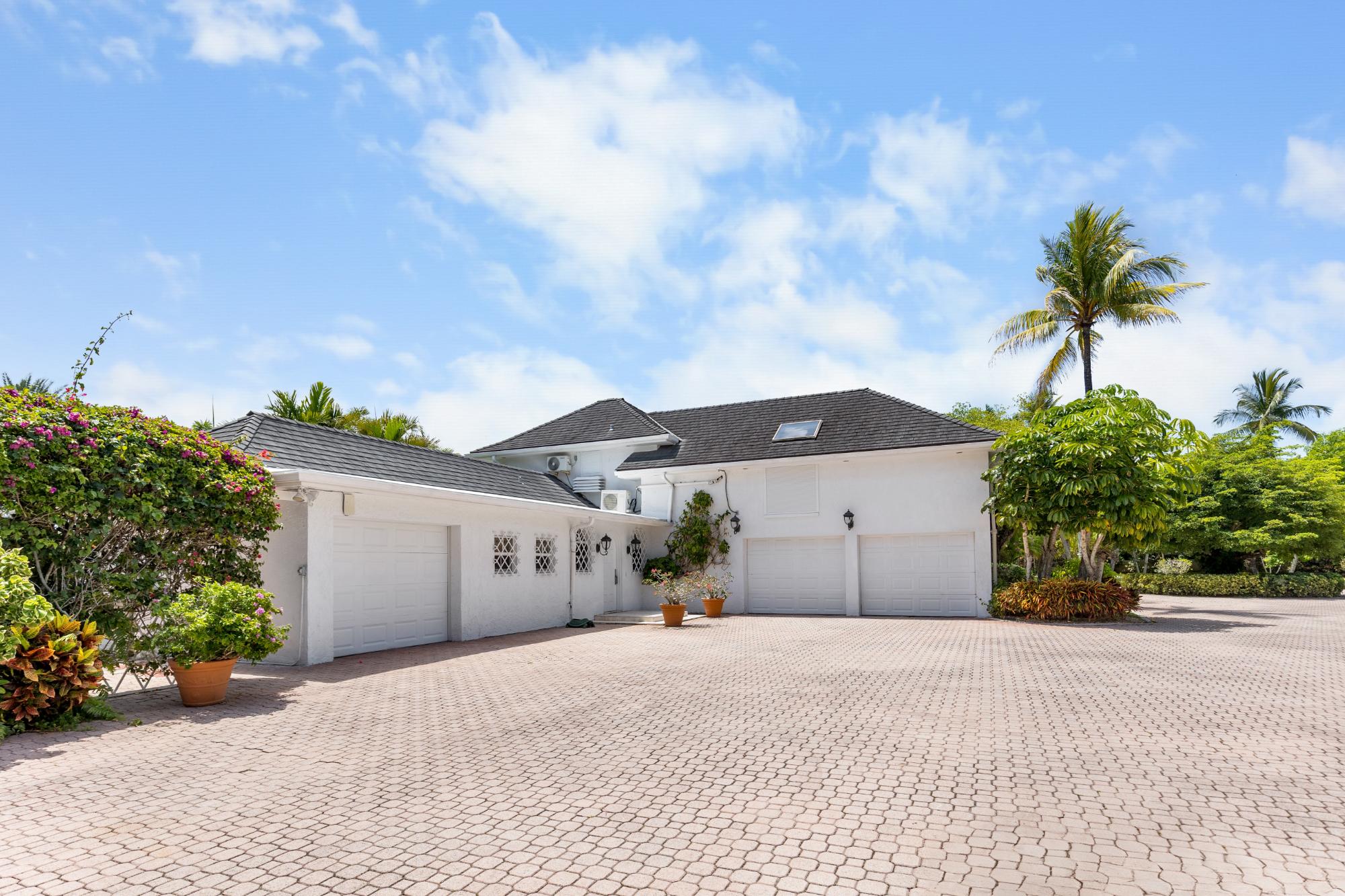 EDGEWATER, LYFORD CAY DR Unit: Oakes