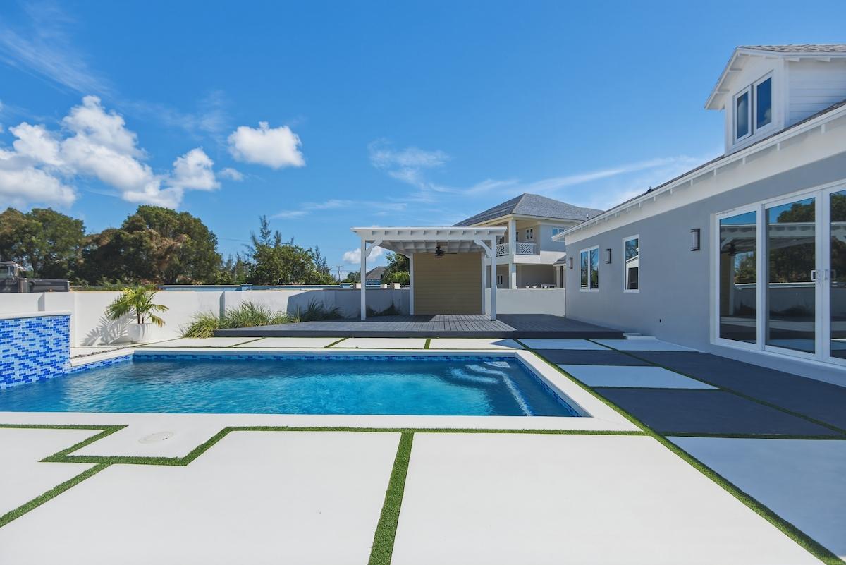 PALM CAY Unit: 77