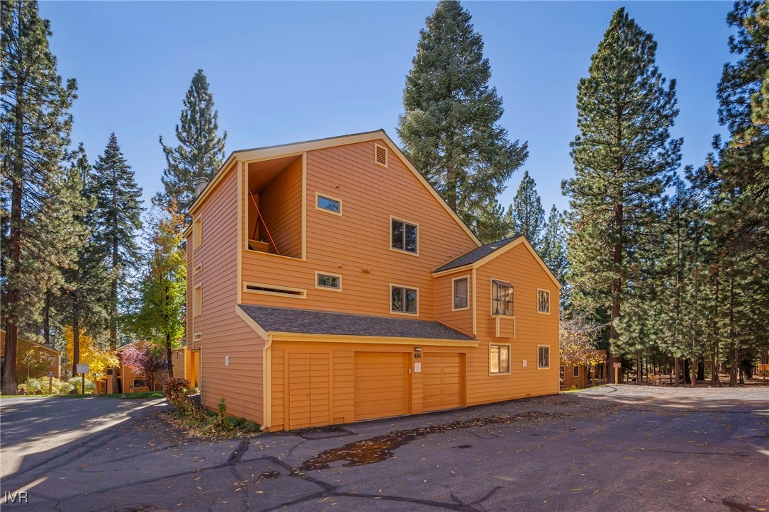 939 Incline Way 221