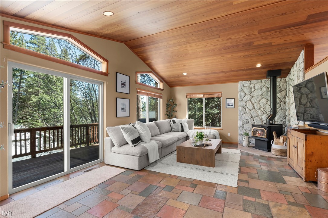 858 Jennifer Street