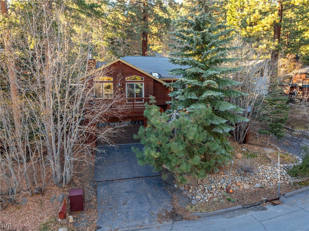 858 Jennifer Street