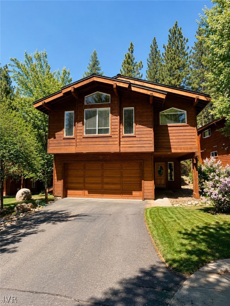 198 COUNTRY CLUB Drive 13