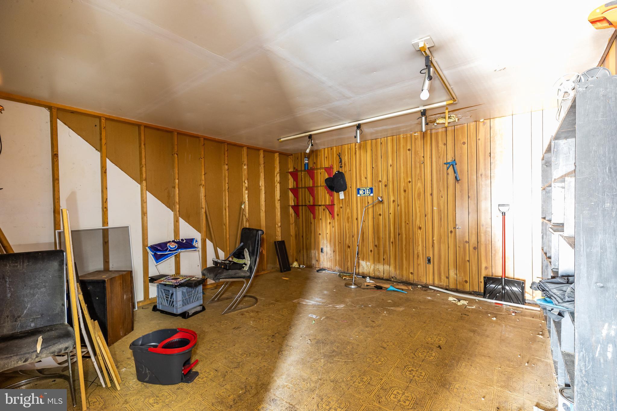 5115 Lighthouse Ln