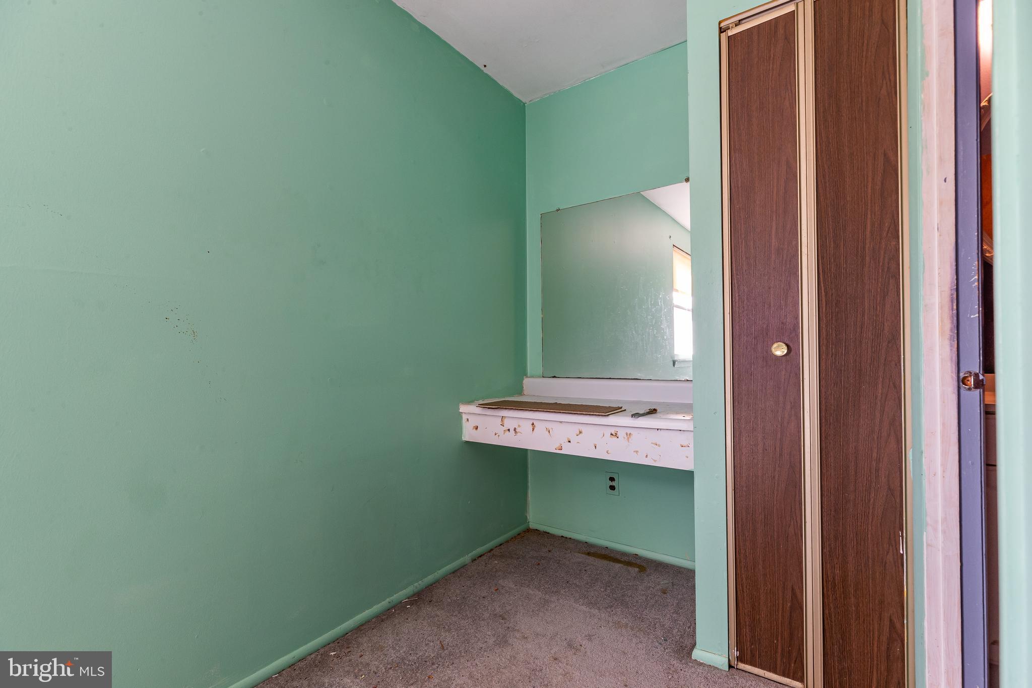 5115 Lighthouse Ln