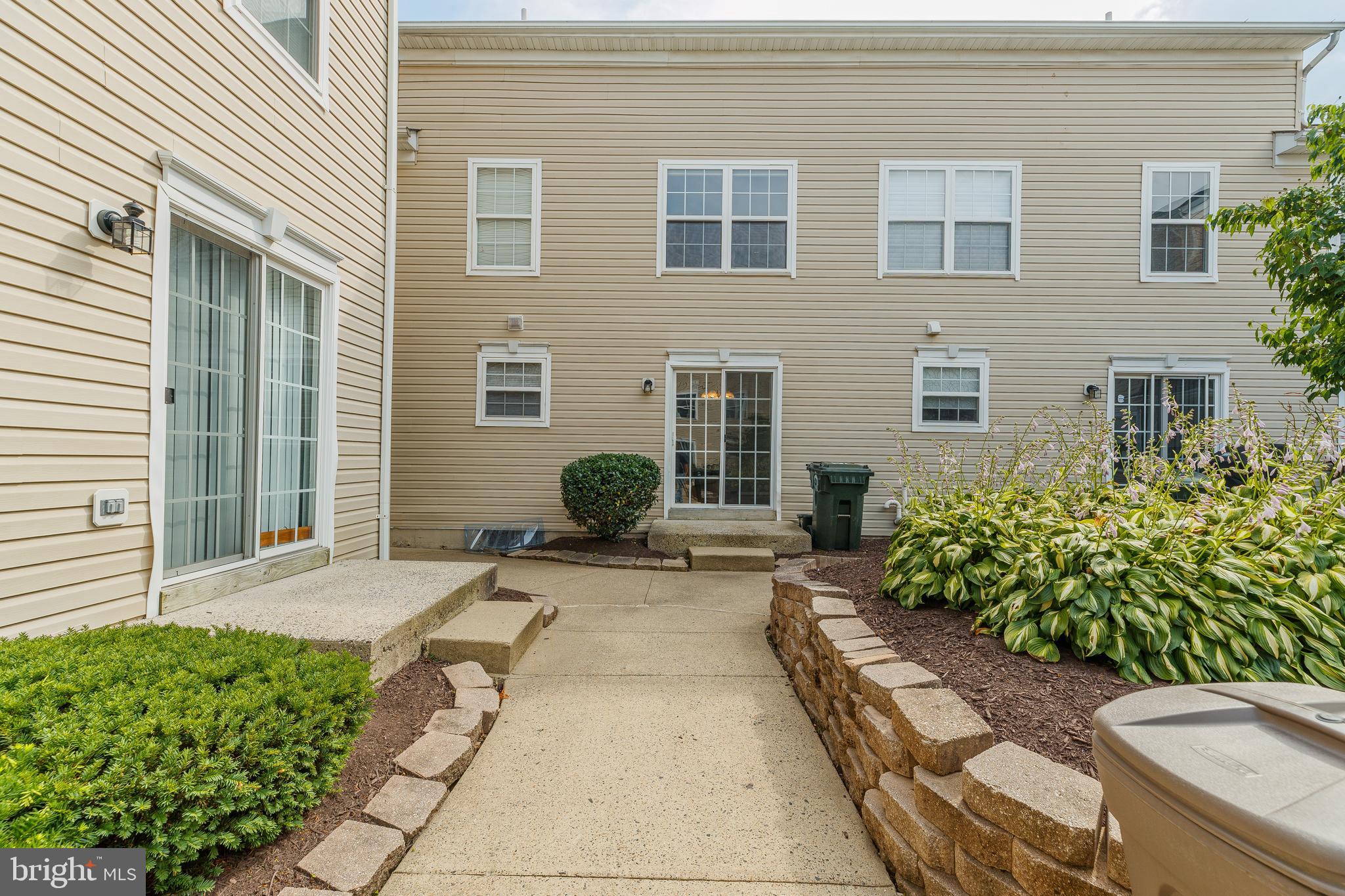 837 Purple Martin Ct #215