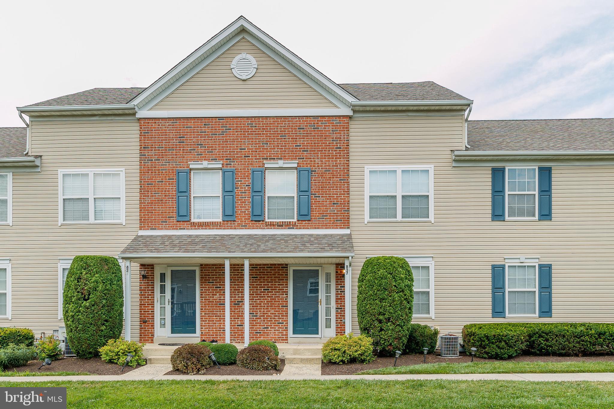 837 Purple Martin Ct #215