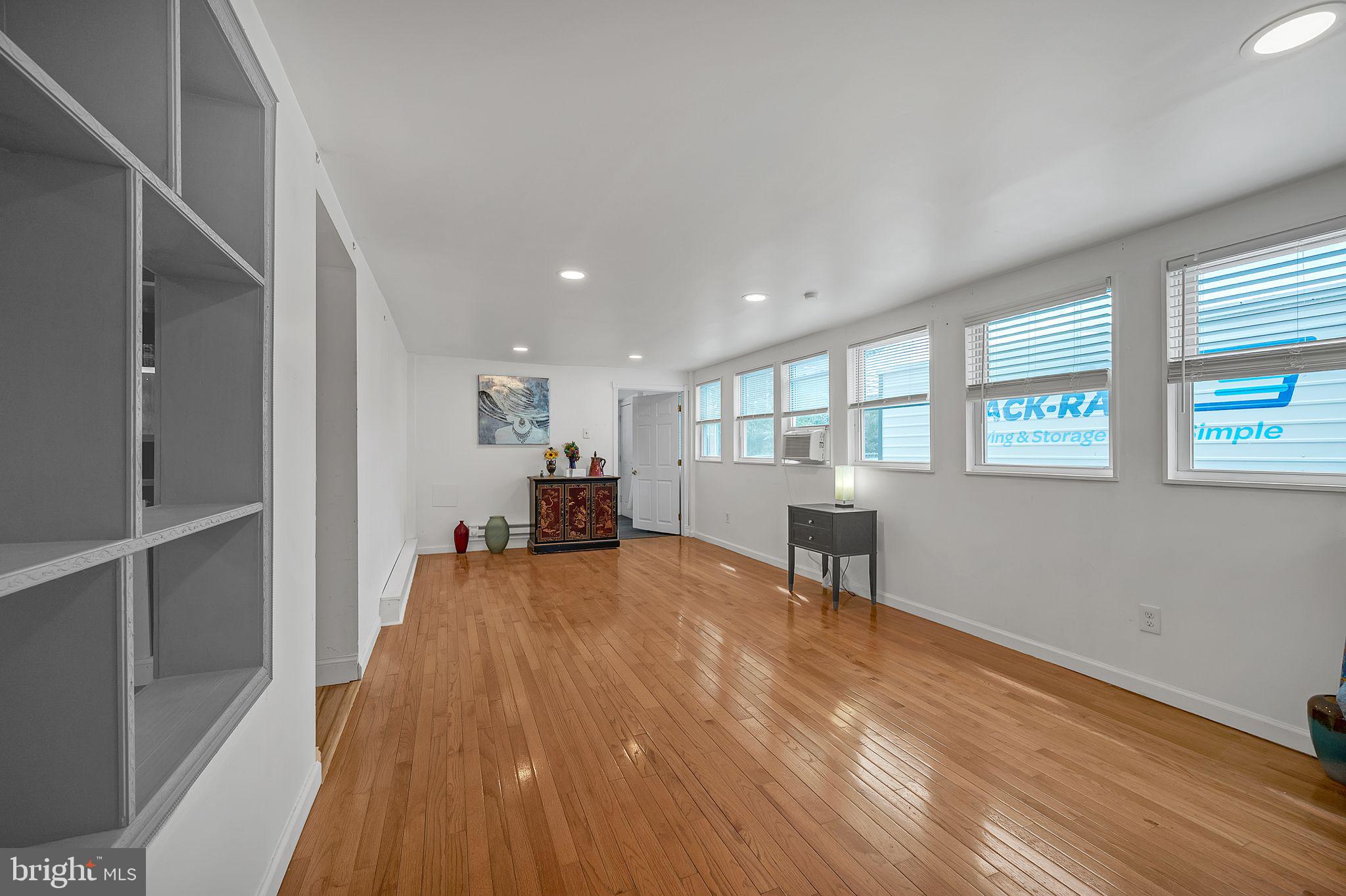 121 Gable Hill Rd