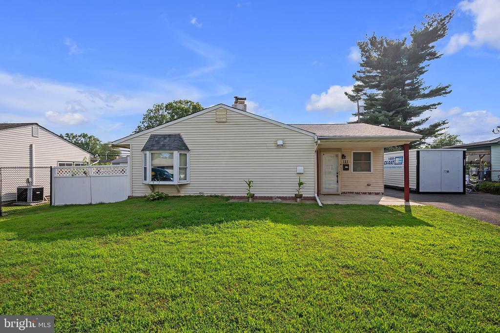 121 Gable Hill Rd