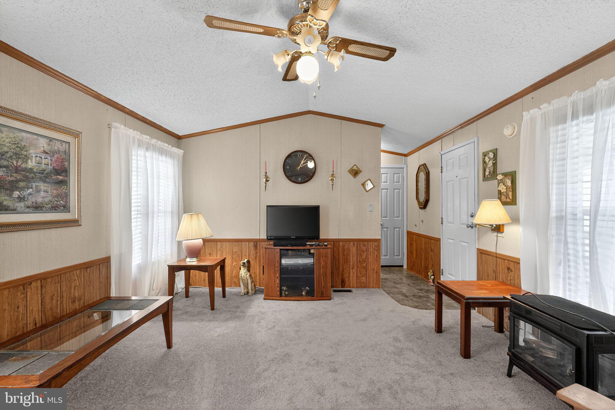 6130 CLEARVIEW AVENUE