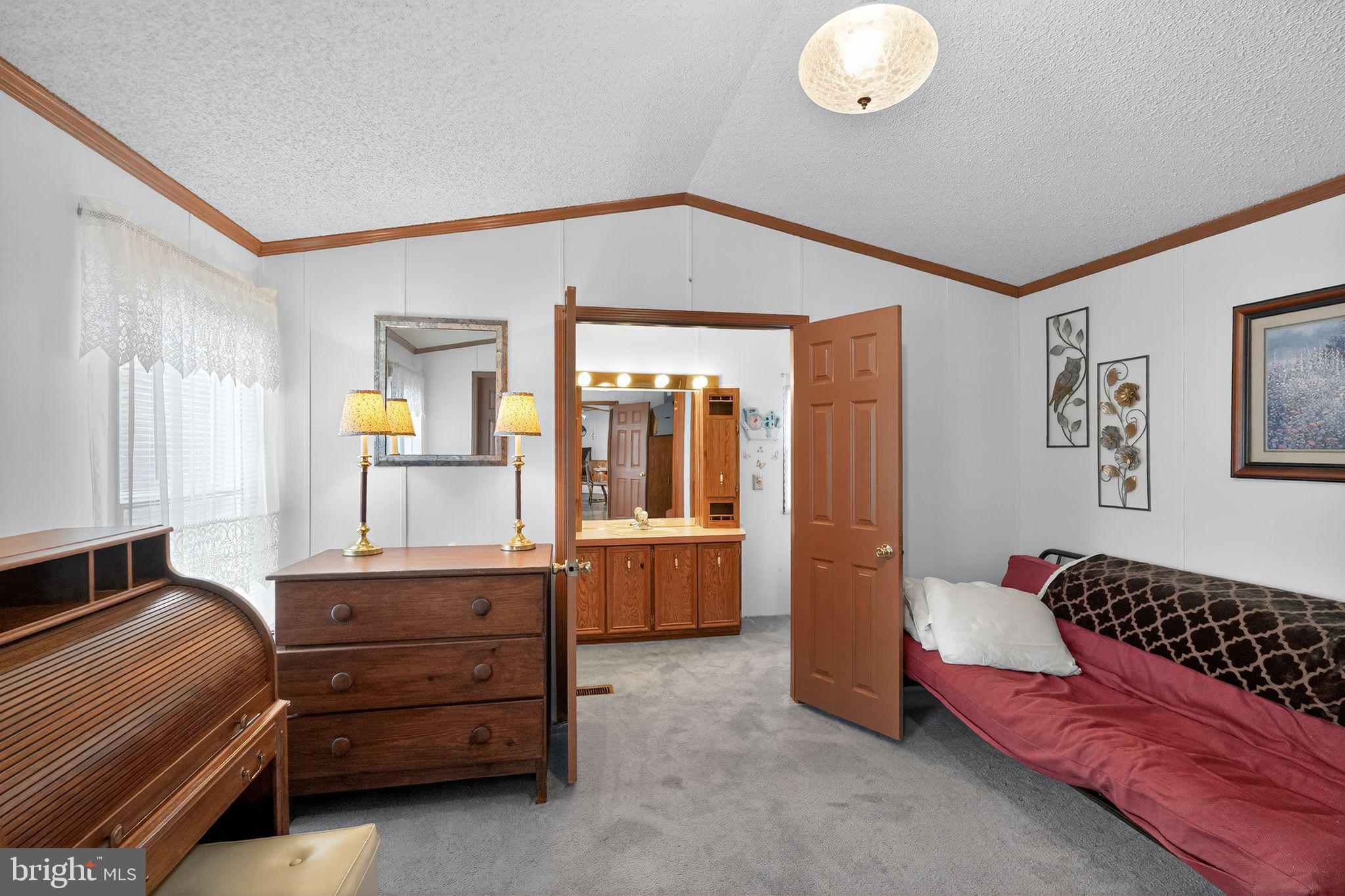 6130 CLEARVIEW AVENUE