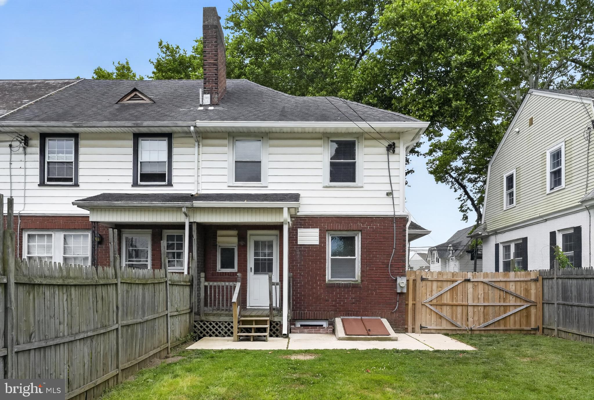 235 MADISON STREET