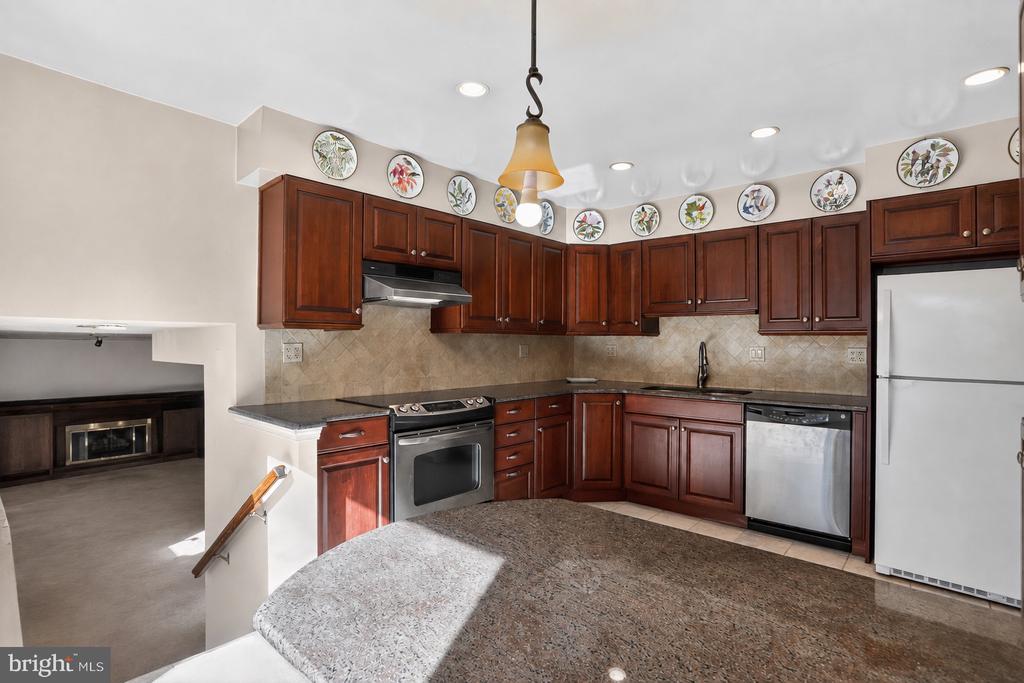 17 SASSAFRAS DRIVE