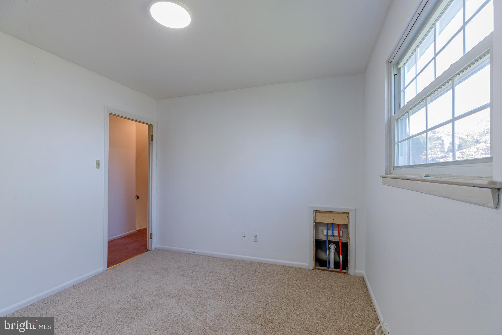 102 Biddle DRIVE