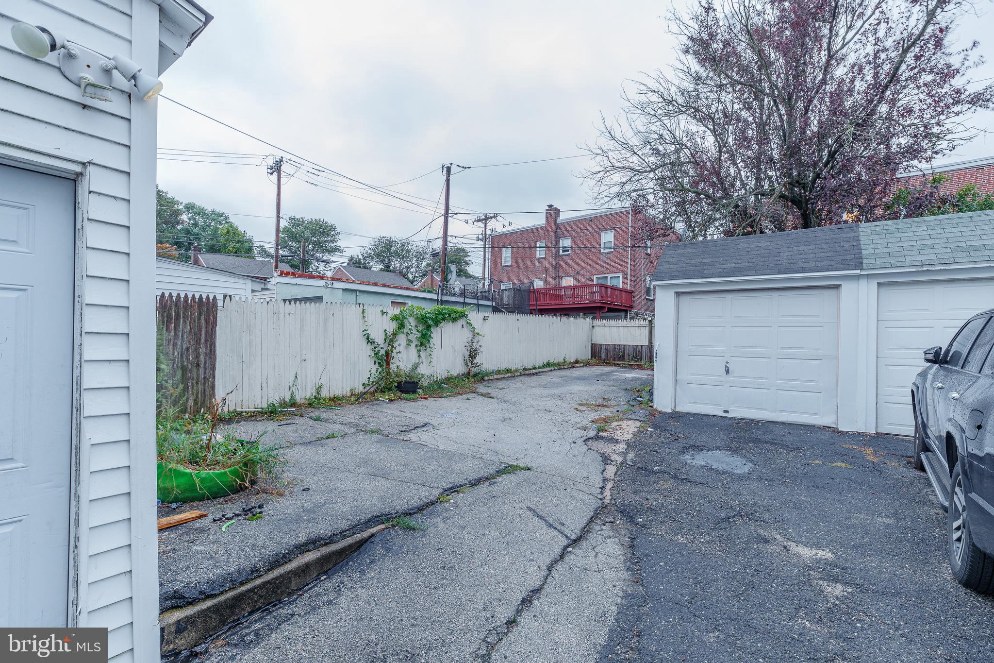 4045 Marshall ROAD
