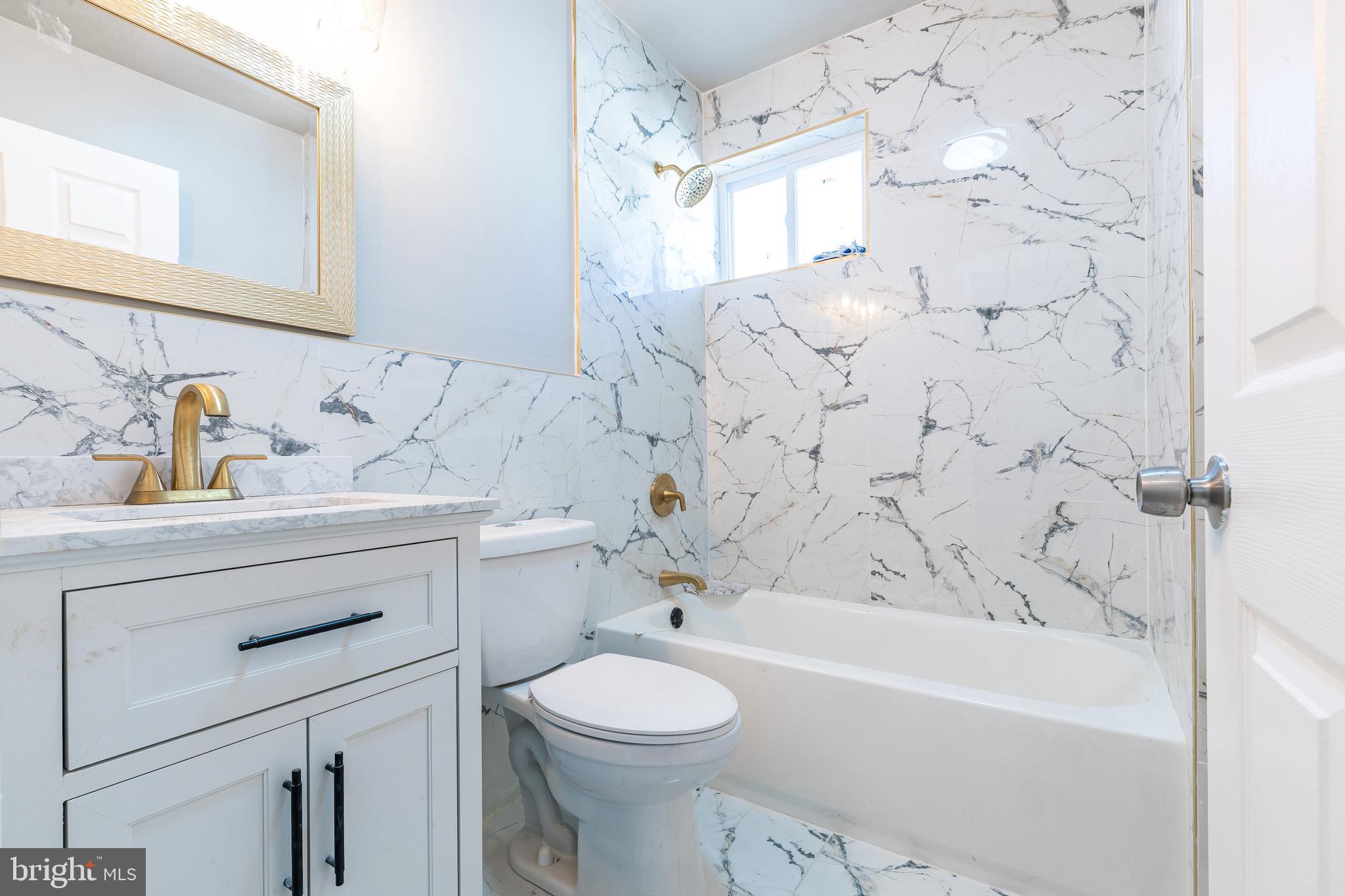 1126 Chestnut Street