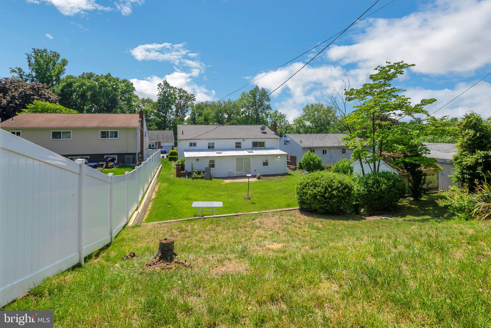 1435 Windsor Park Ln
