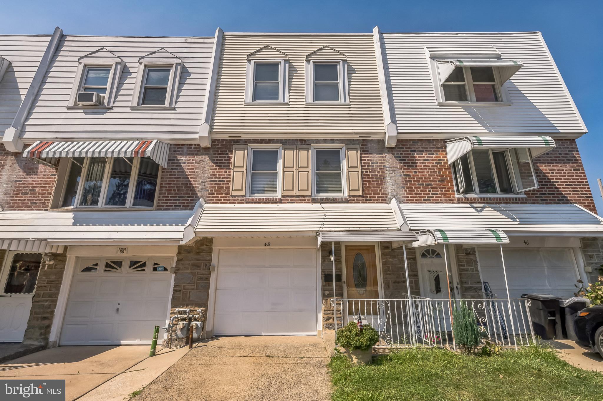 48 Suburban Ln