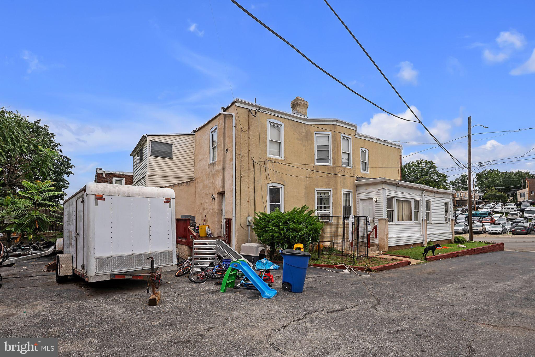 82-84 Chester Pike