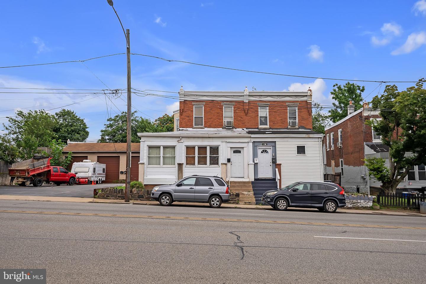 82-84 Chester Pike