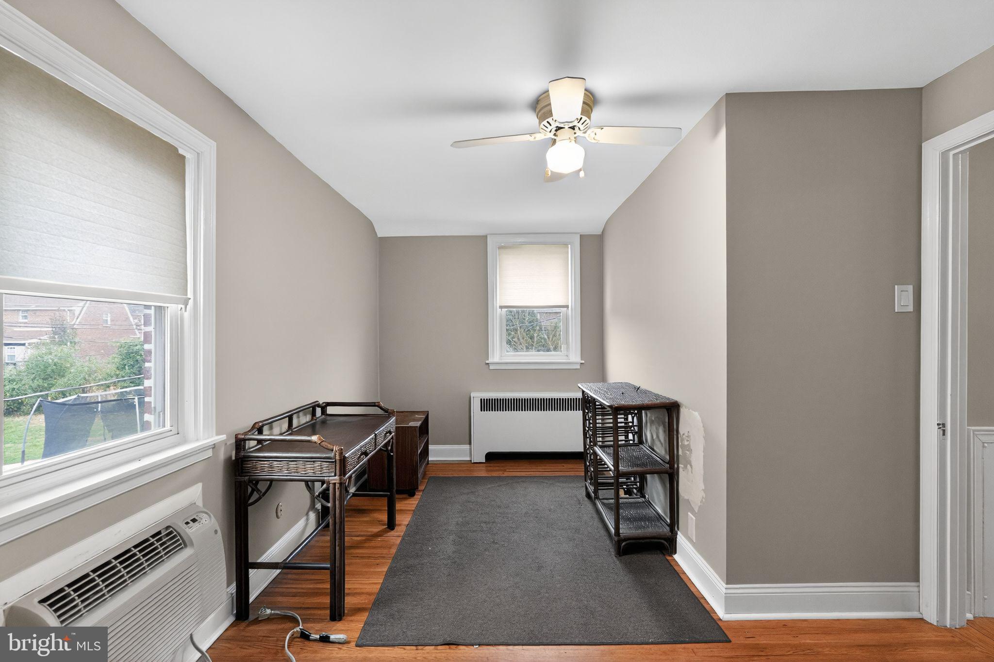 321 E MAGNOLIA AVENUE