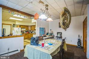 82 CHESTER PIKE