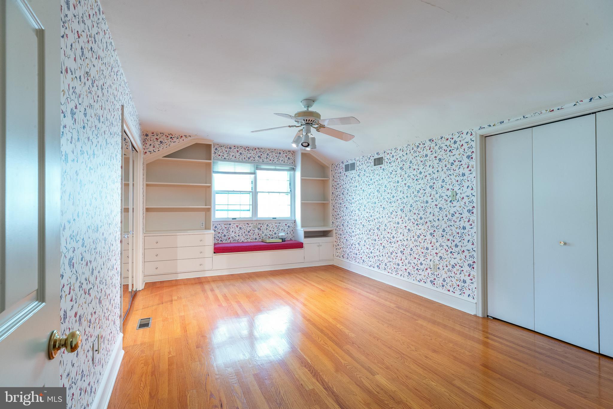 109 Holly DRIVE