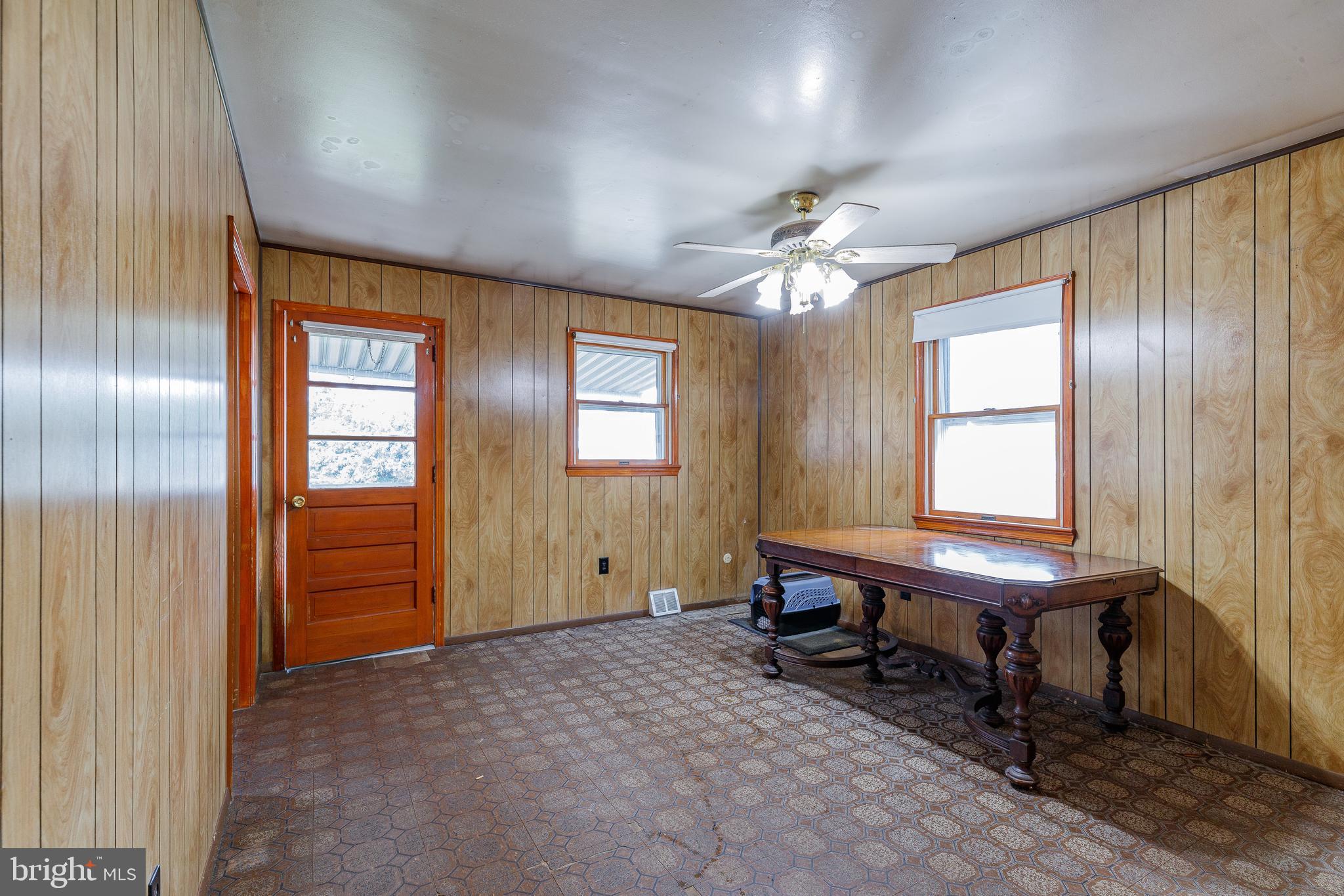 27 Norwyn ROAD
