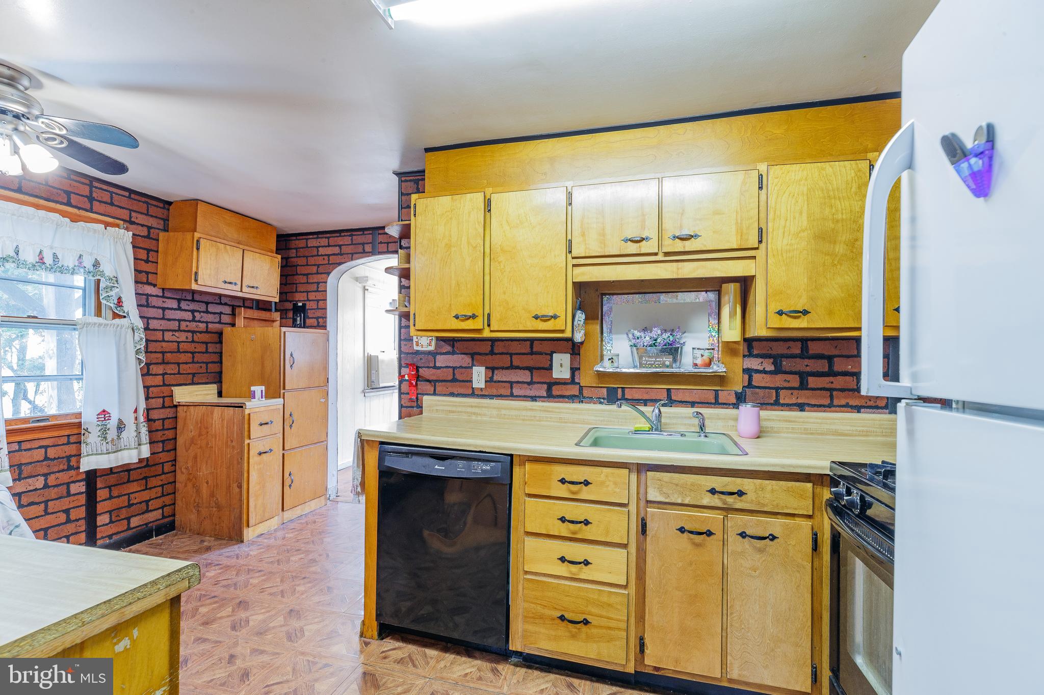 27 Norwyn ROAD