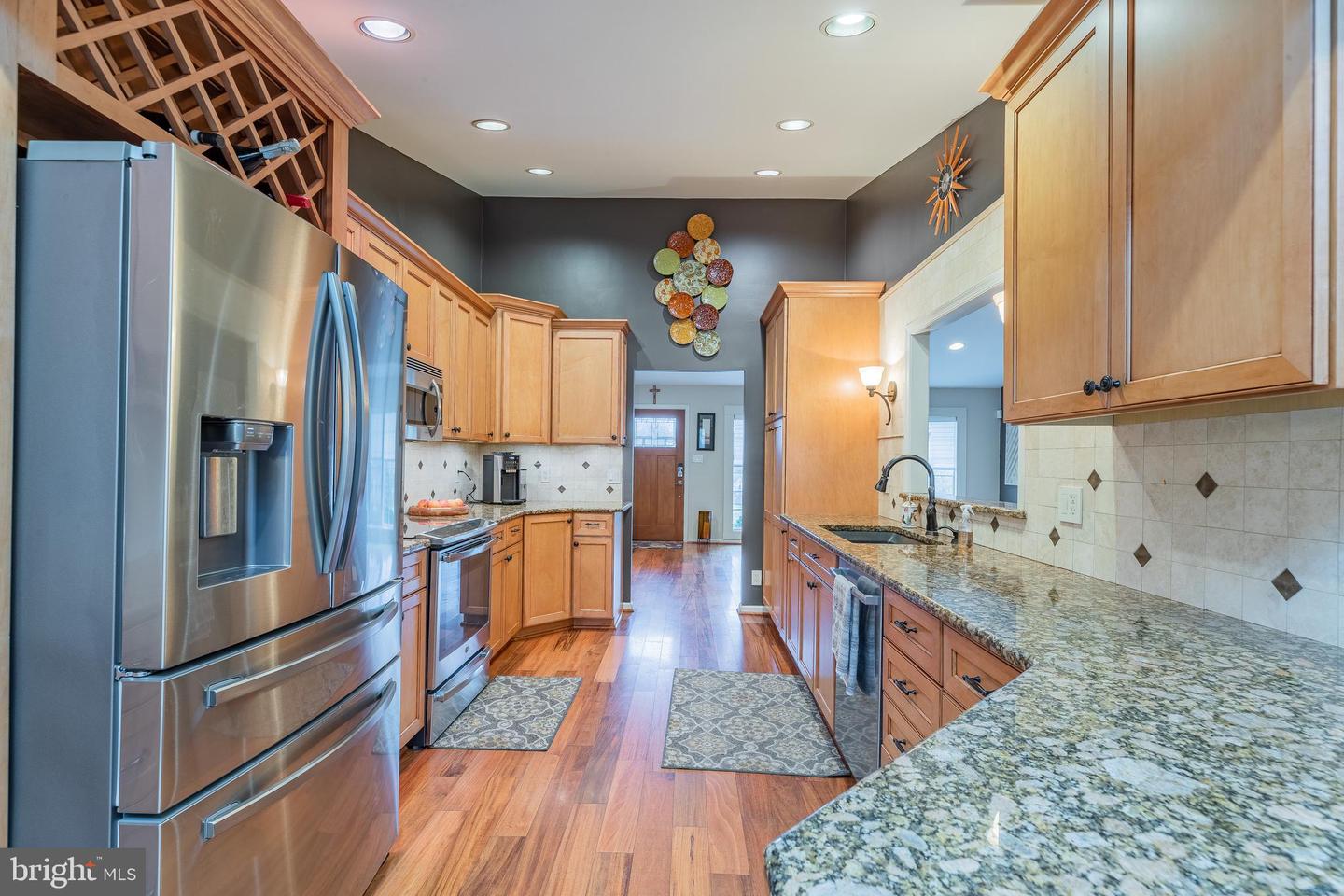 708 Beverly ROAD