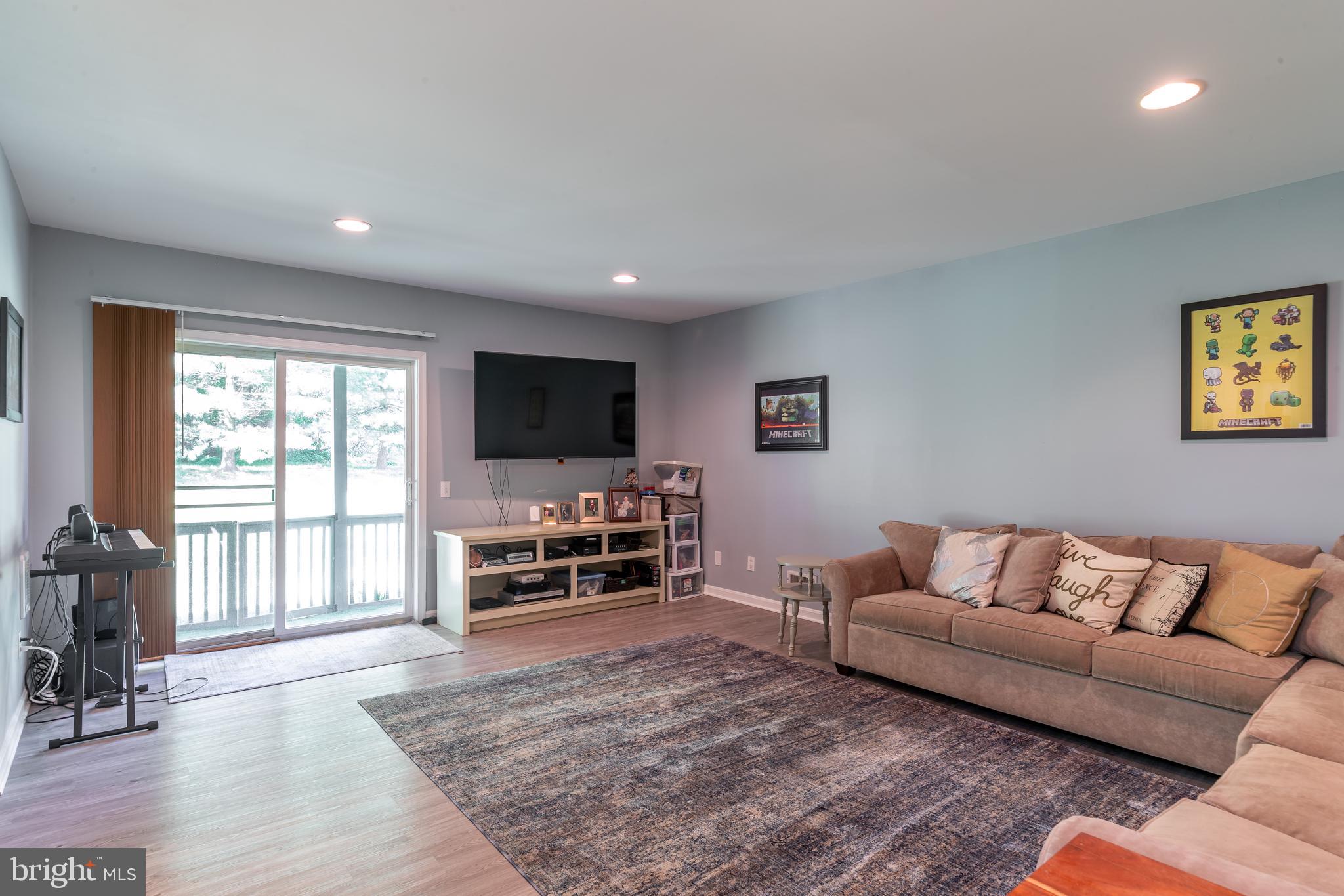 14 Cherry Ct