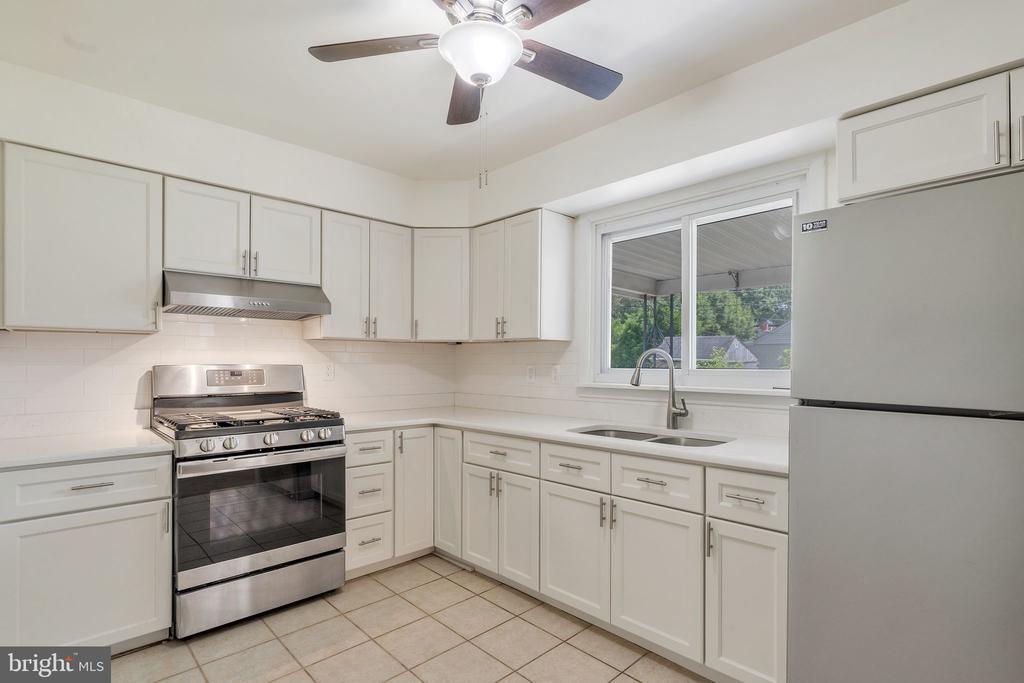 477 Old Fort Rd