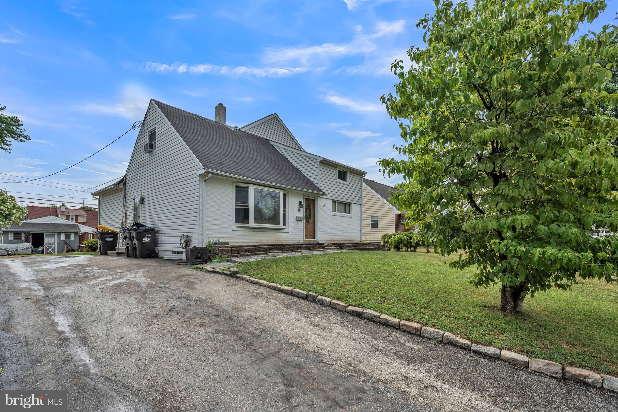 354 W Signal Hill Rd