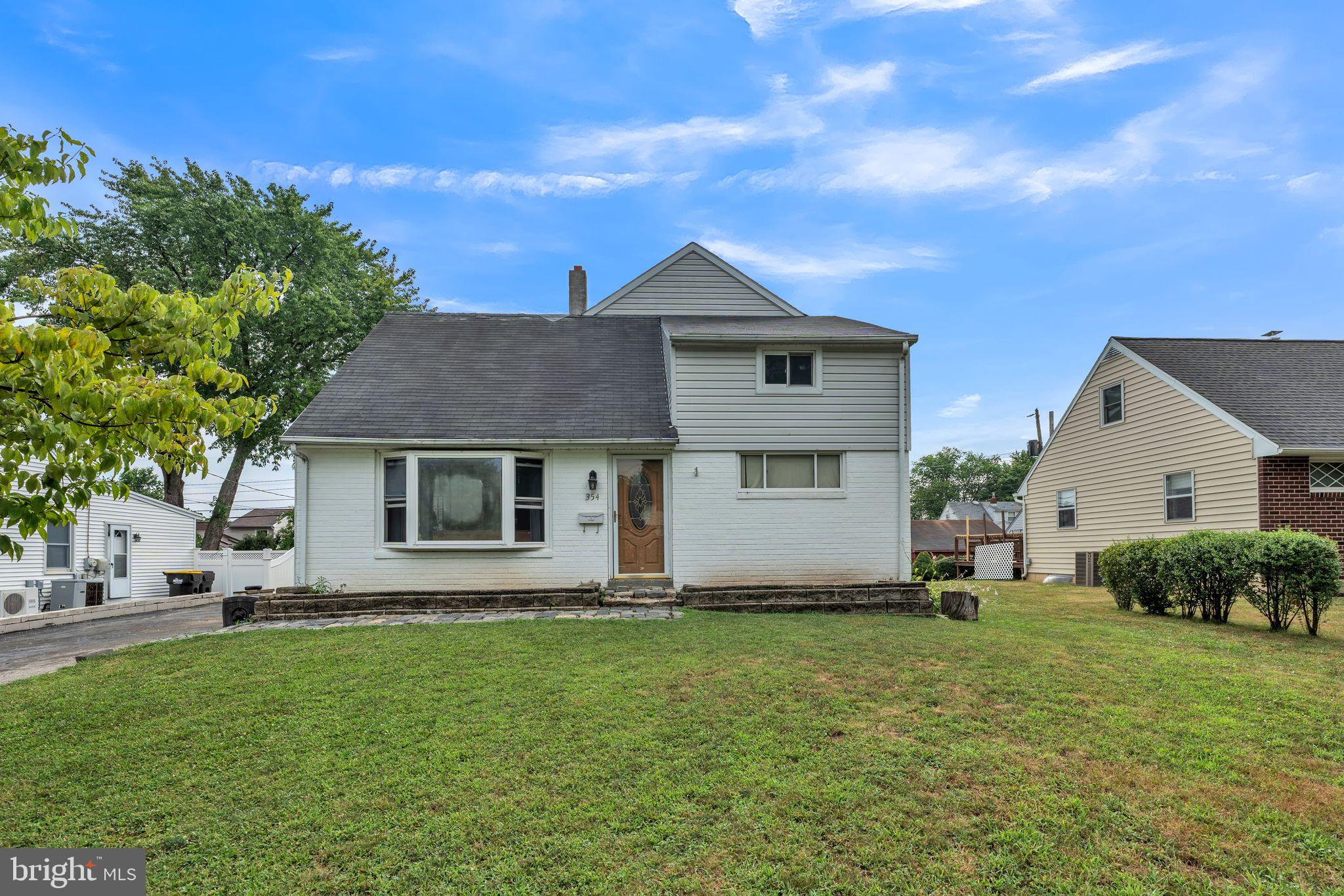 354 W Signal Hill Rd