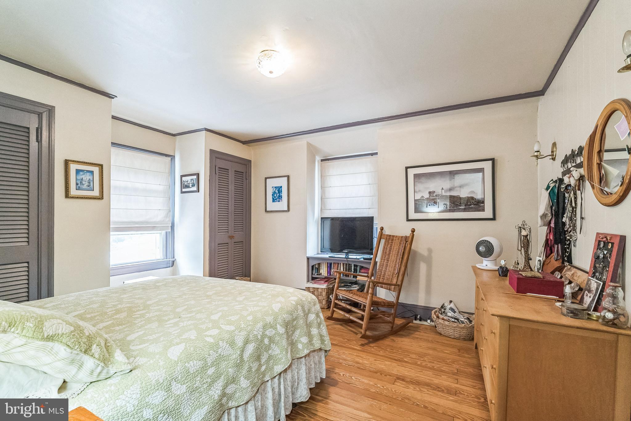 305 Harrison Ave