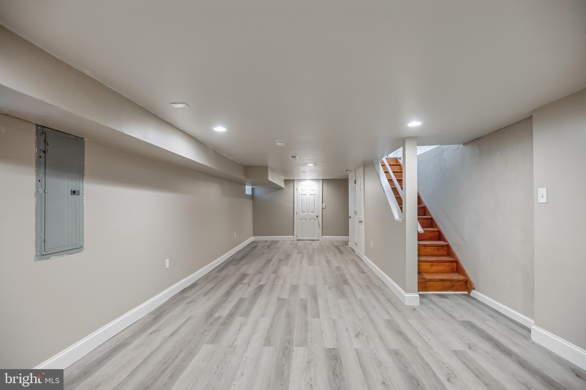 511 W Cheltenham Ave