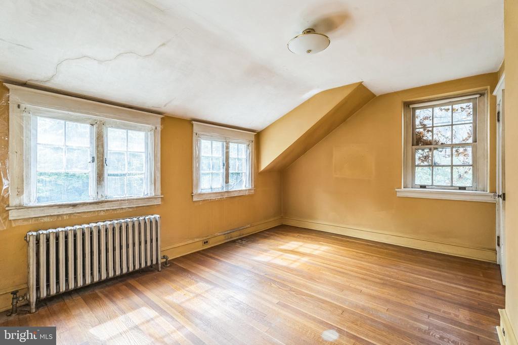 508 Lafayette Rd