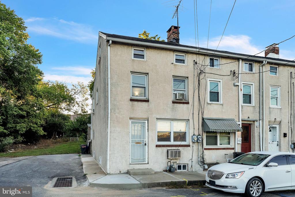 41 Ross St