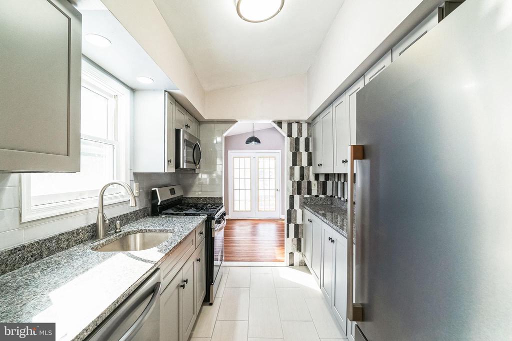 1626 Pulaski Dr