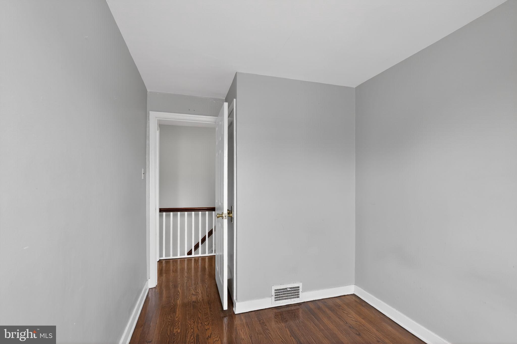 153 EARL LANE