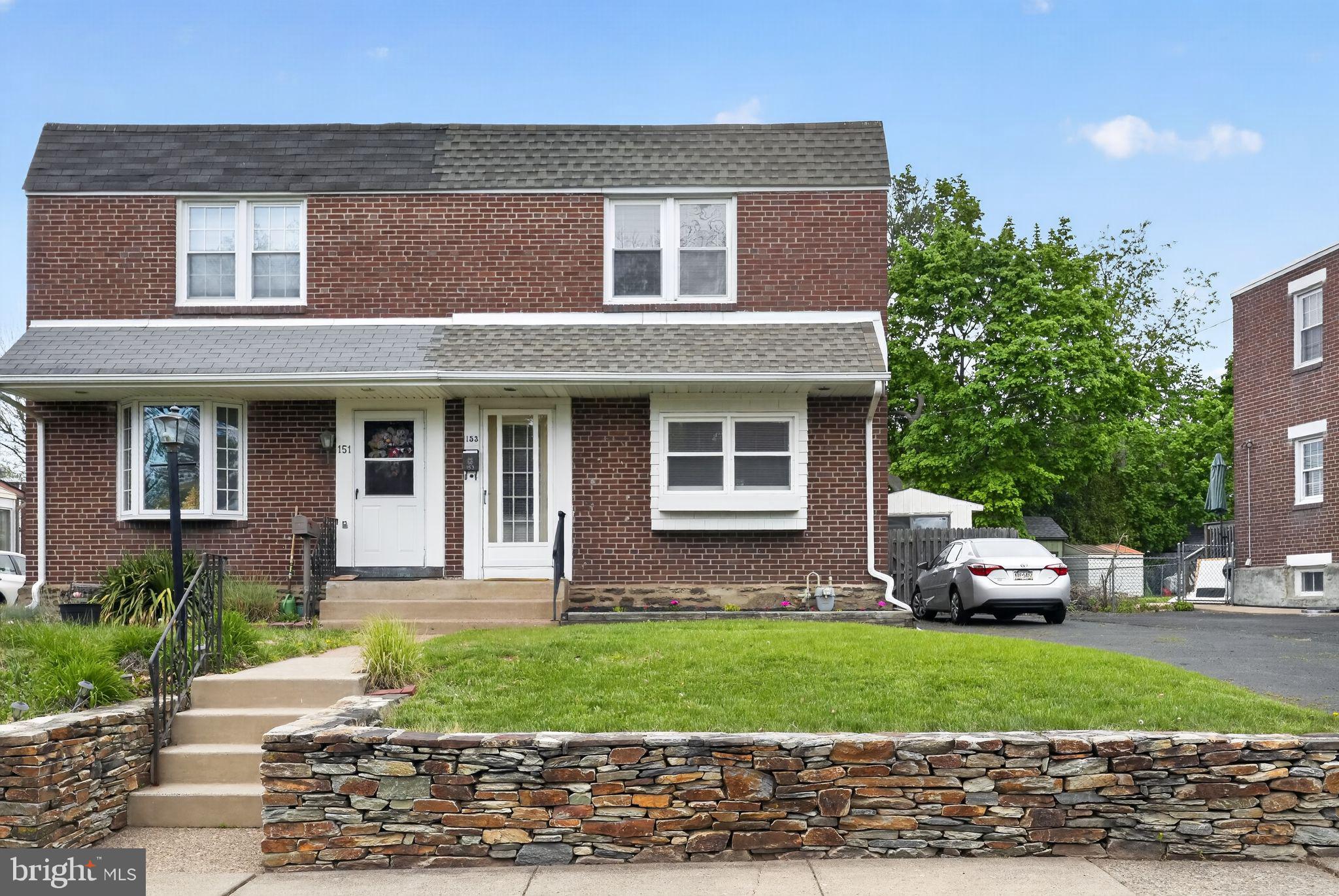 153 EARL LANE