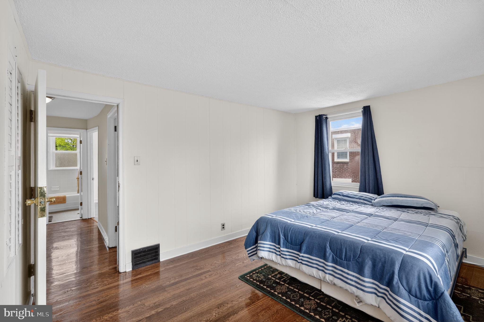 153 EARL LANE