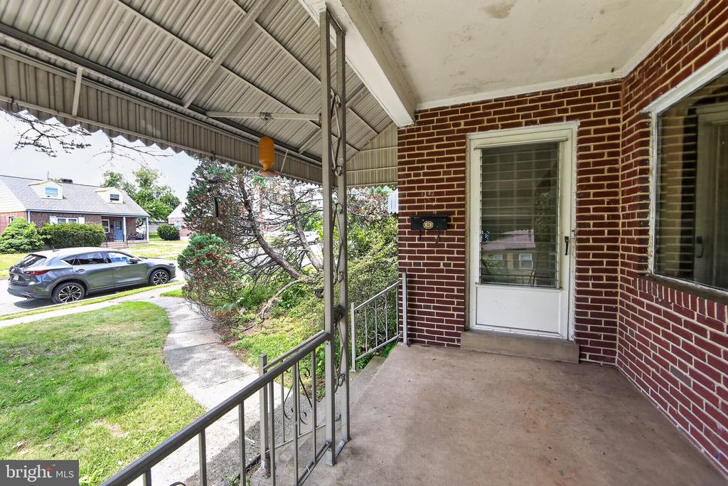 998 PARK DRIVE