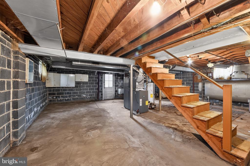 998 PARK DRIVE