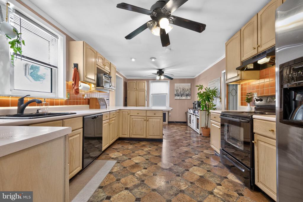 2918 7TH STREET Unit:           