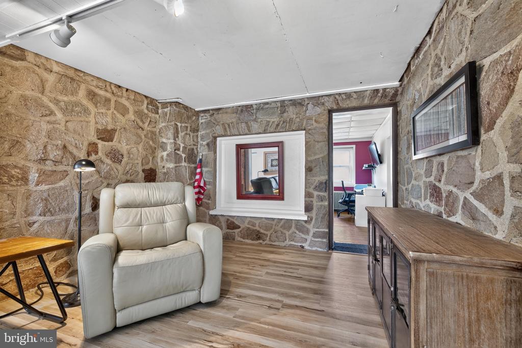 2918 7TH STREET Unit:           