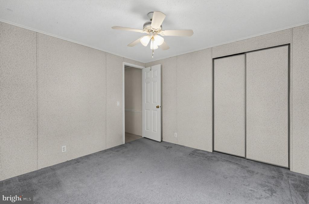 414 OAK DRIVE