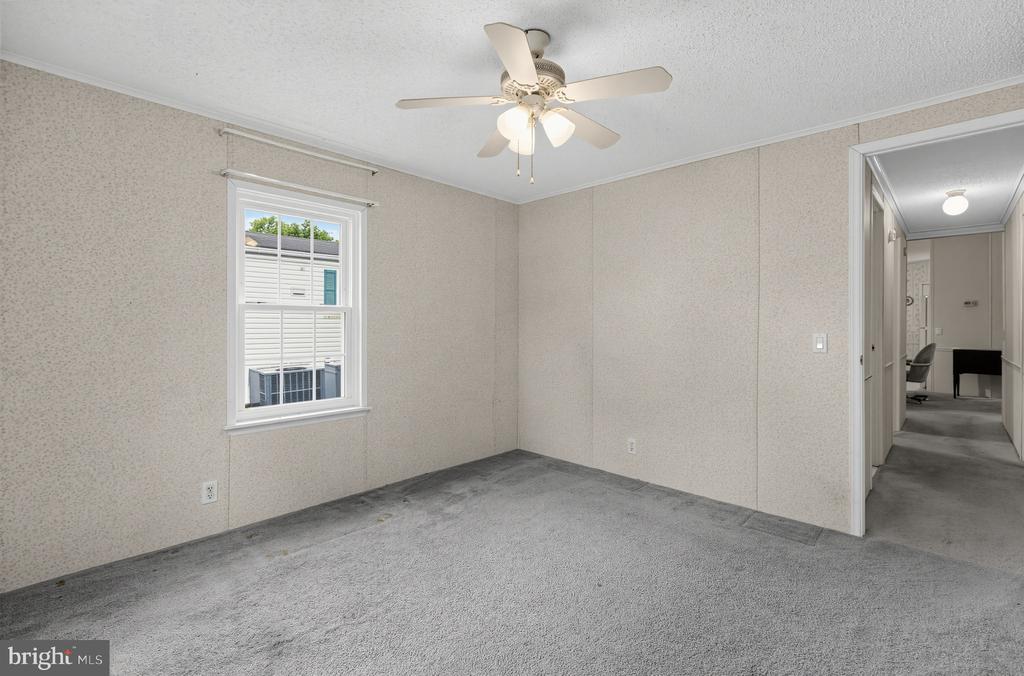 414 OAK DRIVE