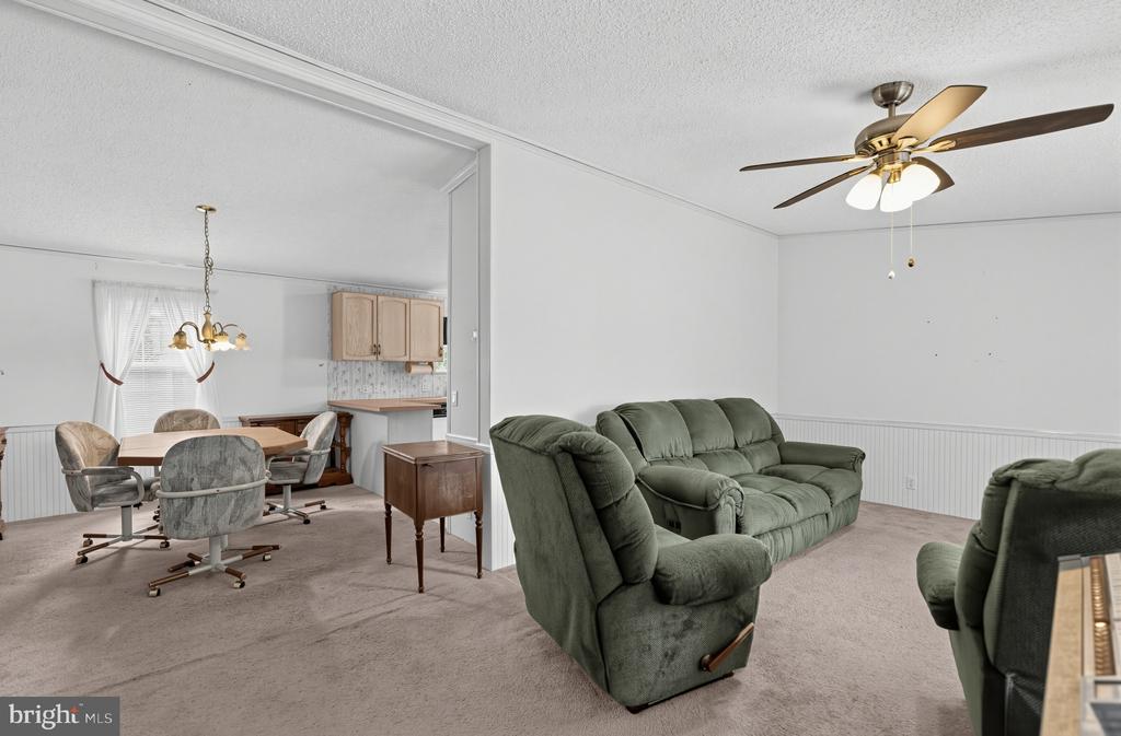 414 OAK DRIVE
