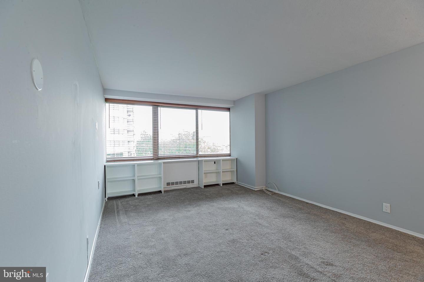 2401 PENNSYLVANIA AVENUE Unit: 4B24