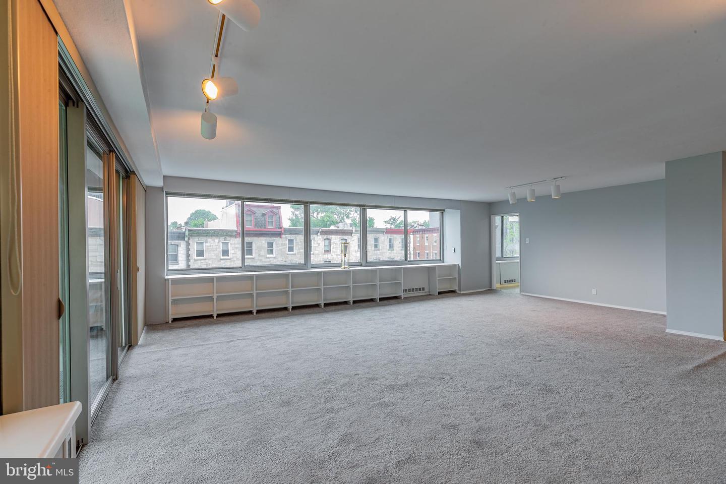 2401 PENNSYLVANIA AVENUE Unit: 4B24